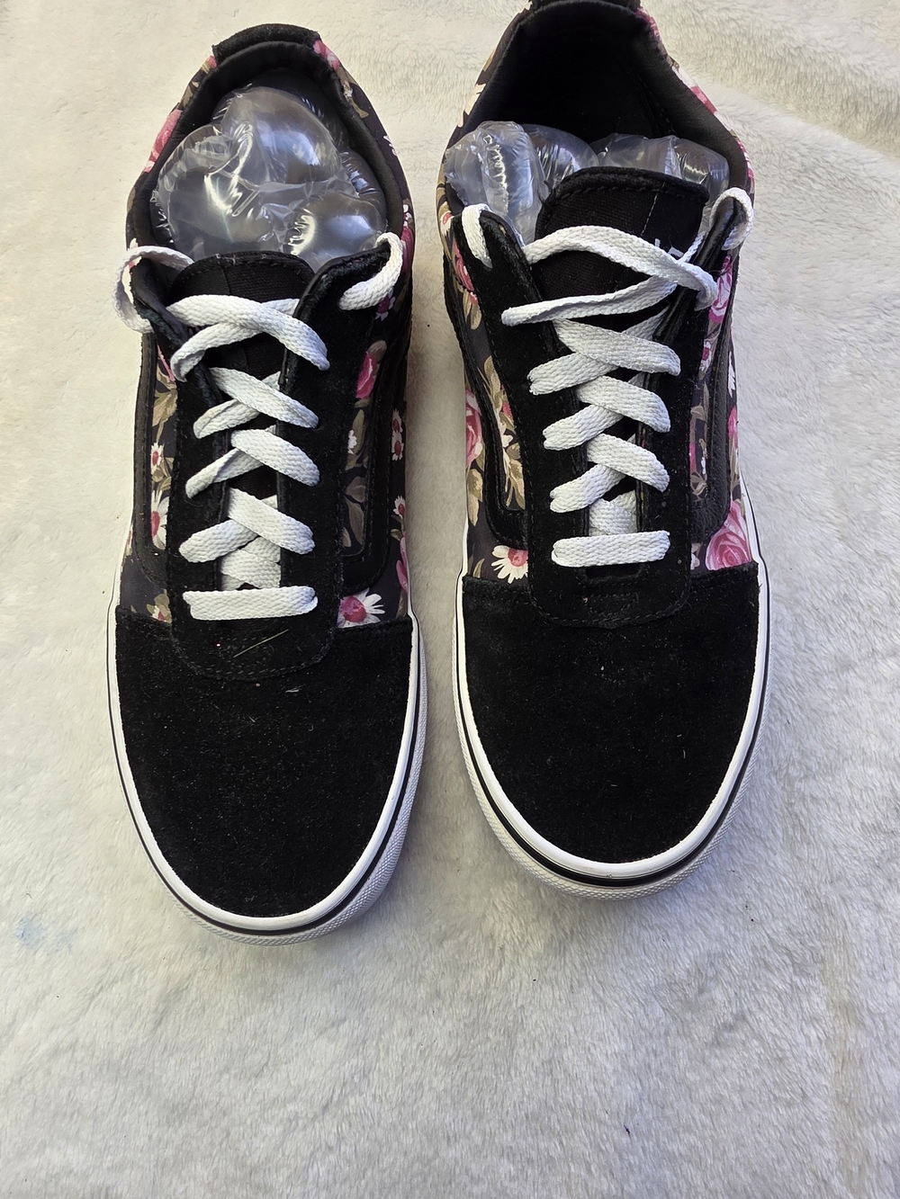 Vans Black Sneakers with Pink Flowers Sz 9
